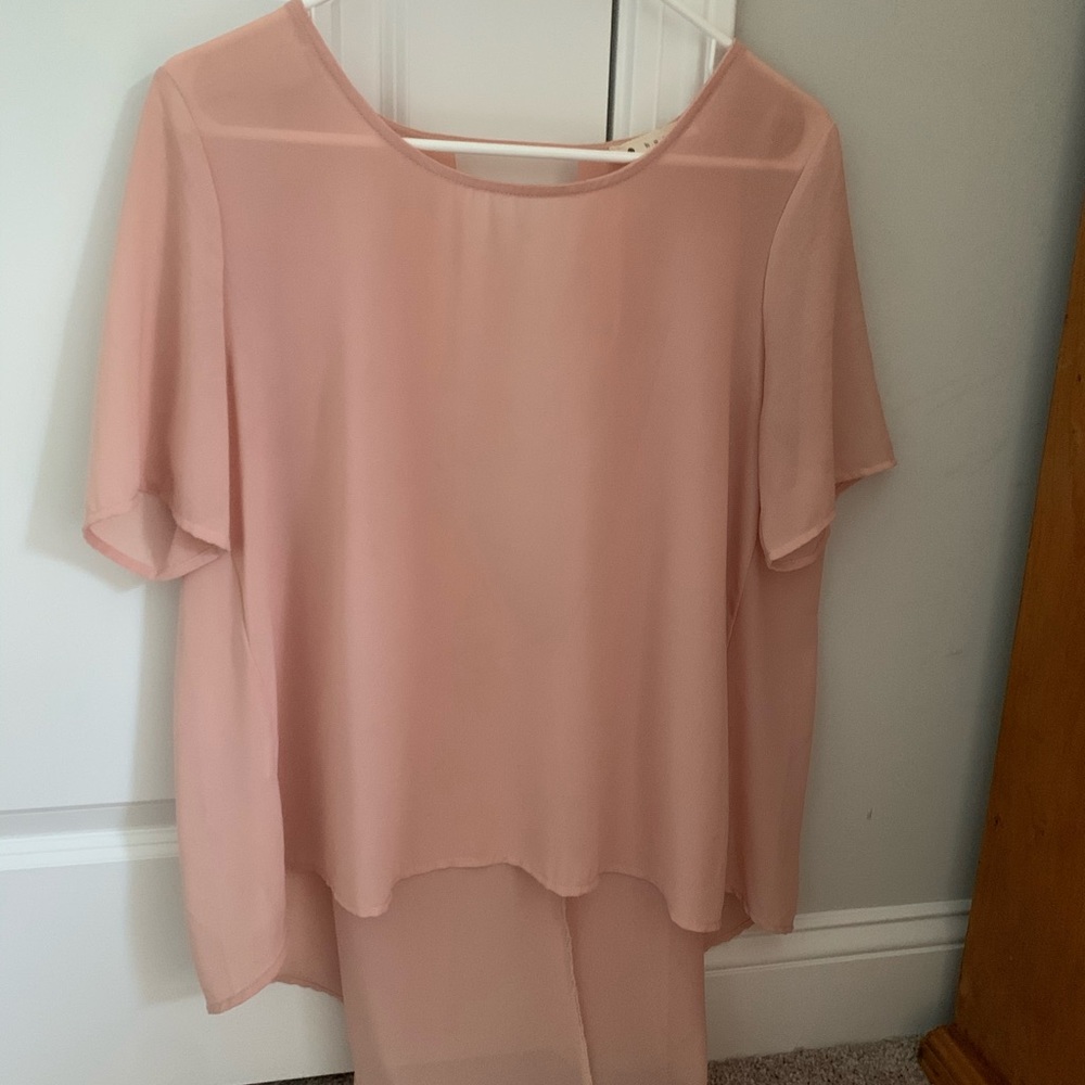 Pink backless shirt